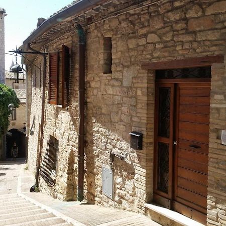 Camere Santa Chiara Assisi Eksteriør bilde